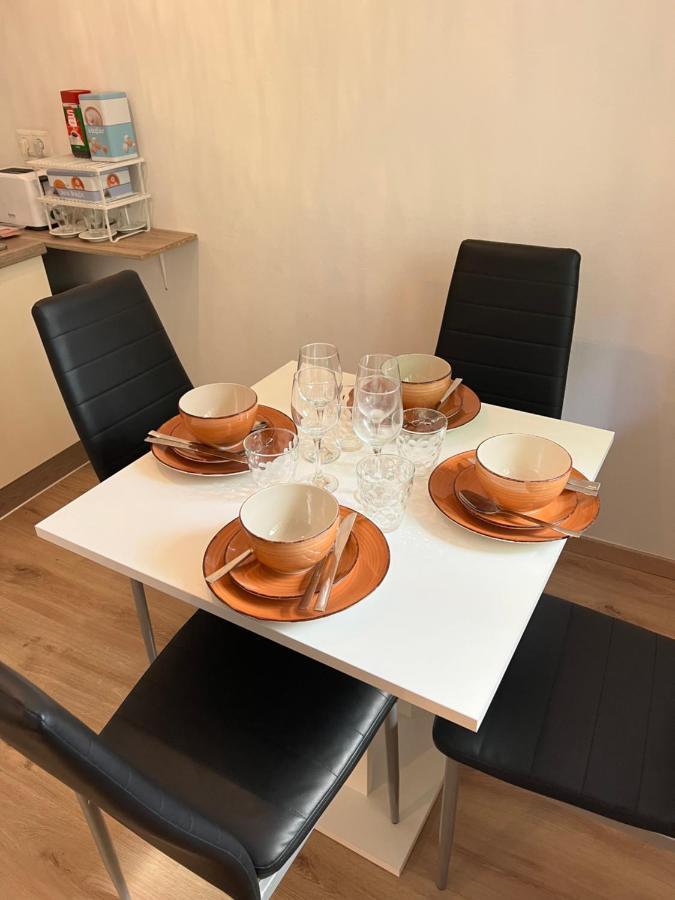 Top Location Apartament